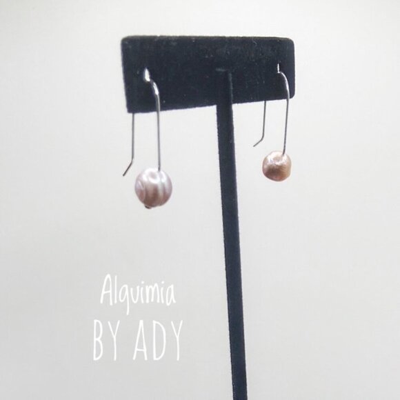 Minimalistic freshwater pearl bar silver statement earrings - Picture 1 of 1